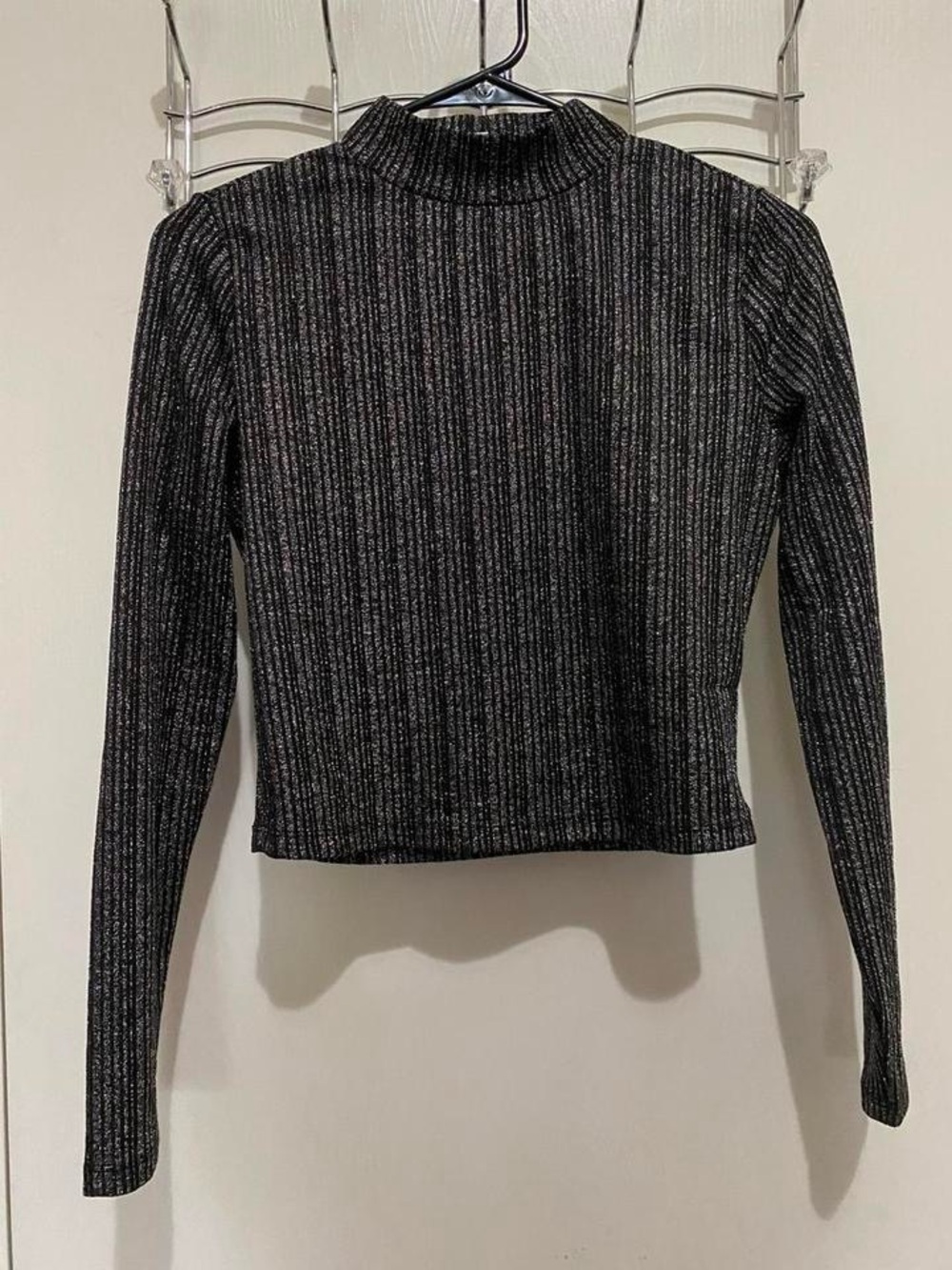 Candie's Black and Silver Ribbed Metallic Mock Neck Long Sleeve Top
